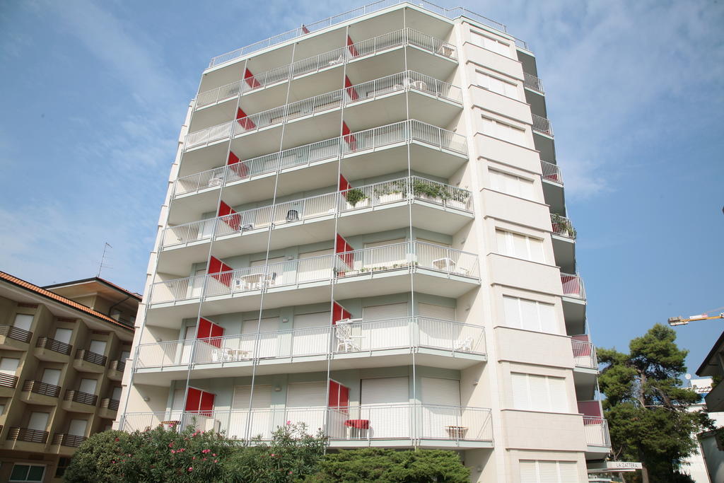 Residence La Zattera Lignano Sabbiadoro Exterior photo